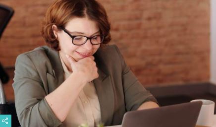 women studying diabetes course in from of a computer